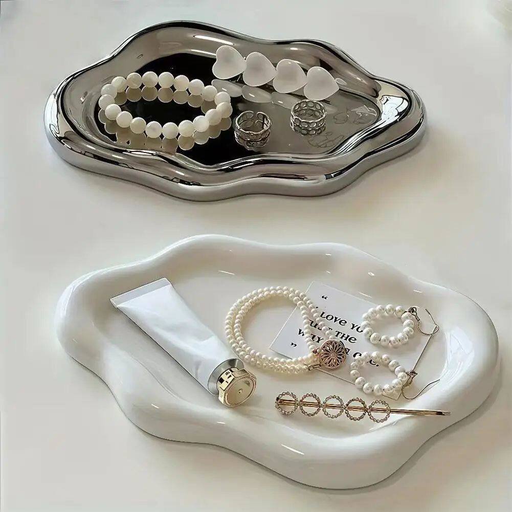Chic Cloud Ceramic Jewelry Tray - Minimalist Trinket Dish & Ring Organizer
