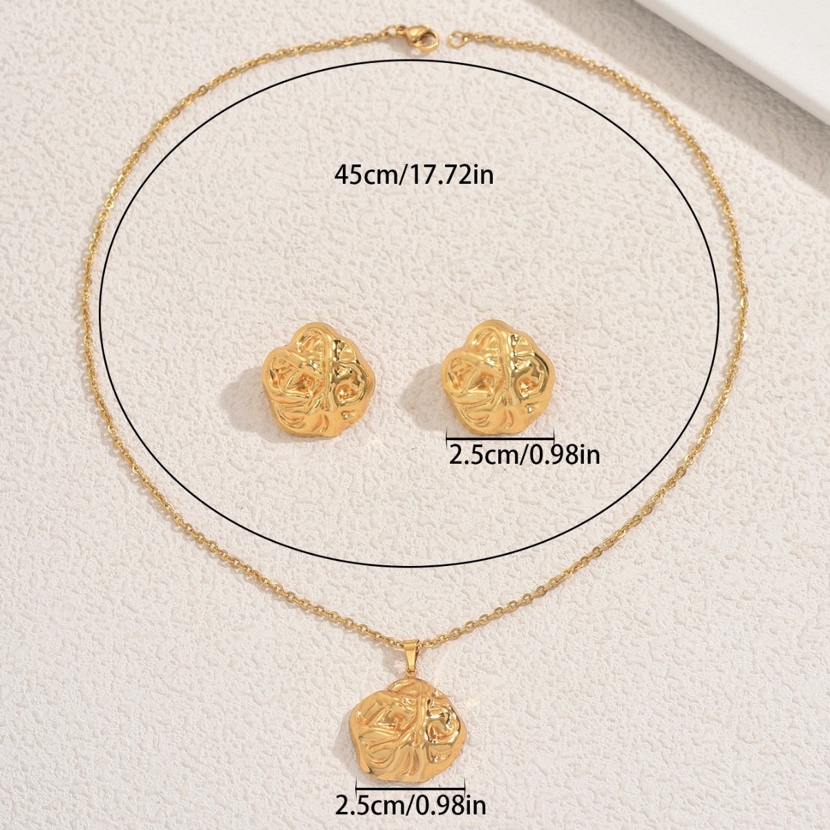 Chic Wrinkled Metal Geometric Jewelry Set | Premium Statement Necklace & Textured Earrings
