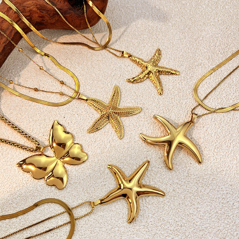 Retro Unisex Starfish Pendant Necklace with Pearl Accents – Sleek Titanium Steel Ocean Jewelry