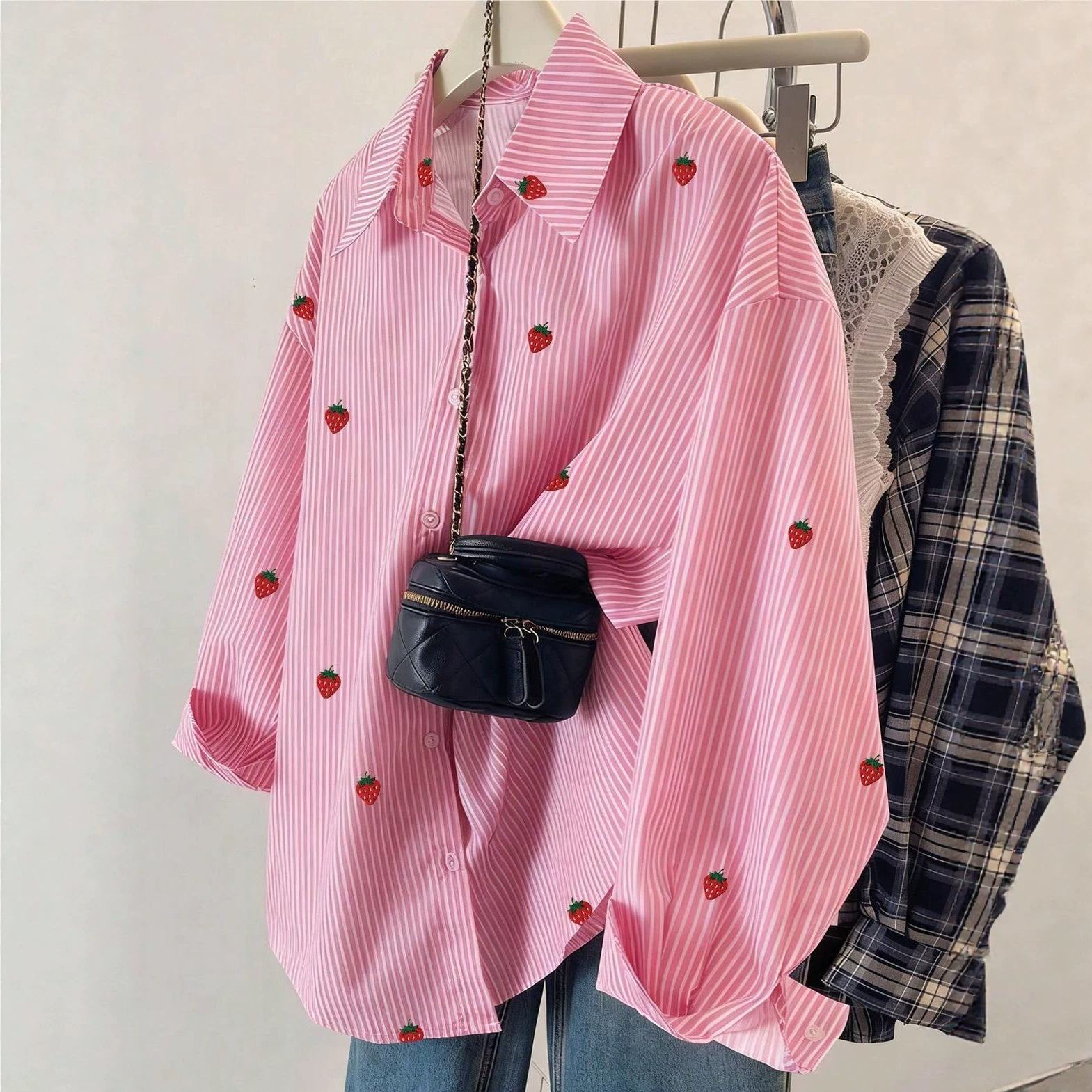 Chic Women's Fruit Print Long Sleeve Shirt - Vibrant Casual Blouse