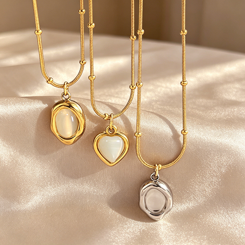 Vintage 18K Gold Plated Heart Pendant Necklace - Stainless Steel Cat's Eye Stone & Pearl Chain Necklace for Women