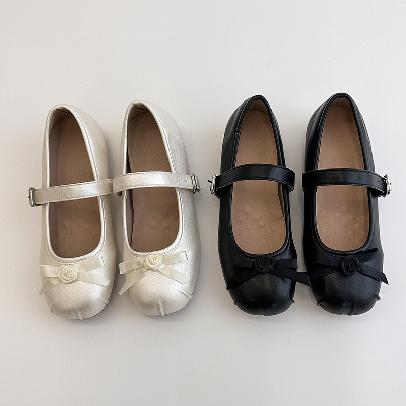 French Retro Single Strap Mary Jane Shoes - Elegant Round Toe Ballet Pumps with Comfort Mid-Heel