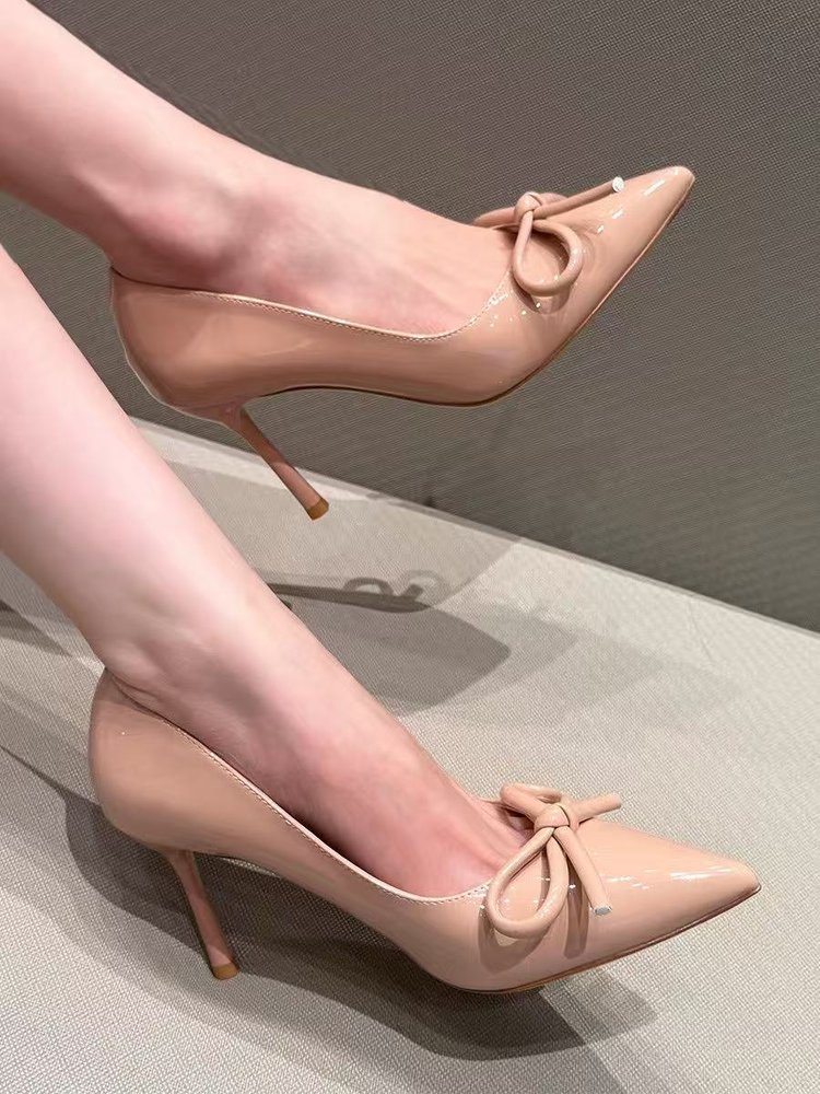Elegant Pointed Toe Stiletto Heels with Bow - Chic Women's Patent Leather Pumps