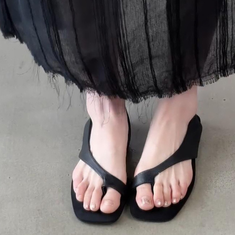 Retro Square-toe Flat Sandals Womens New Versatile Style