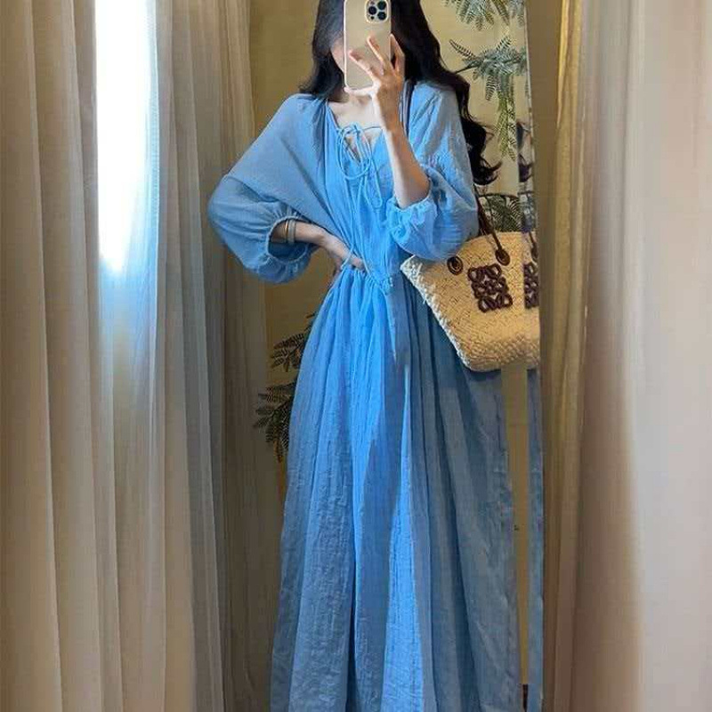 Chic Artistic V-Neck Midi Dress | Relaxed Fit A-Line Casual Dress