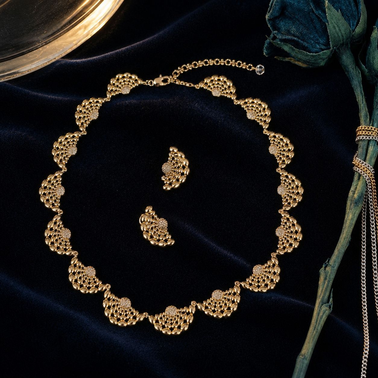 Elegant Celestial Hollow-Out Jewelry Set | Premium Necklace & Earrings