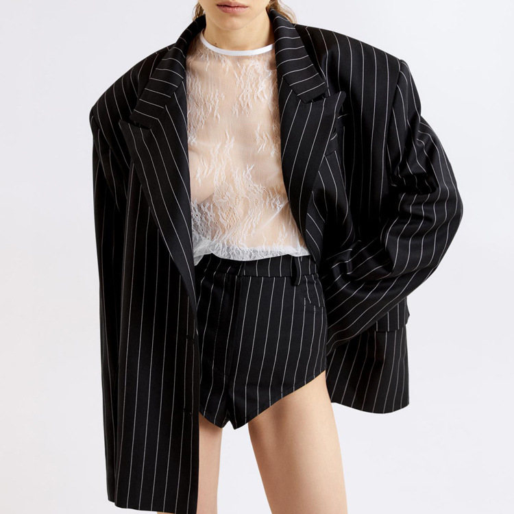 Women's Chic Striped 2-Piece Suit Set - Long Sleeve Notched-Collar Jacket and Shorts