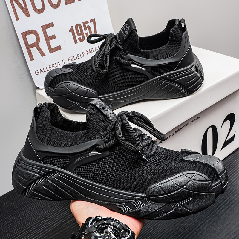 Trendy Flyknit Mesh Skate Shoes | Breathable Casual Running Sneakers
