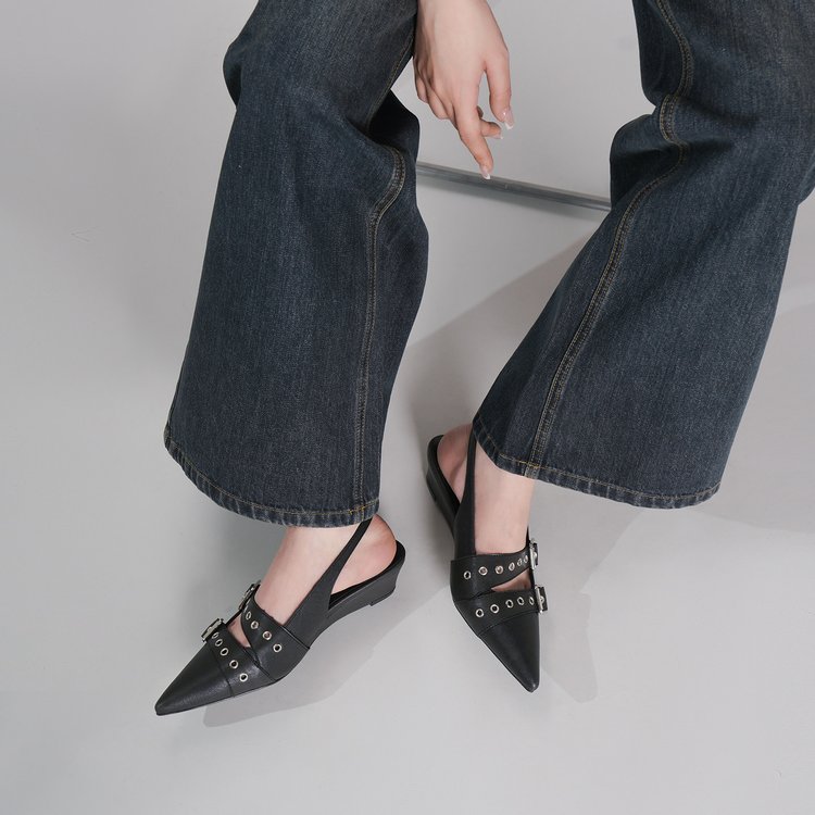Women's Vintage Pointed Toe Wedge Mules - Chic Closed-Toe Slide Sandals with Buckle Accent