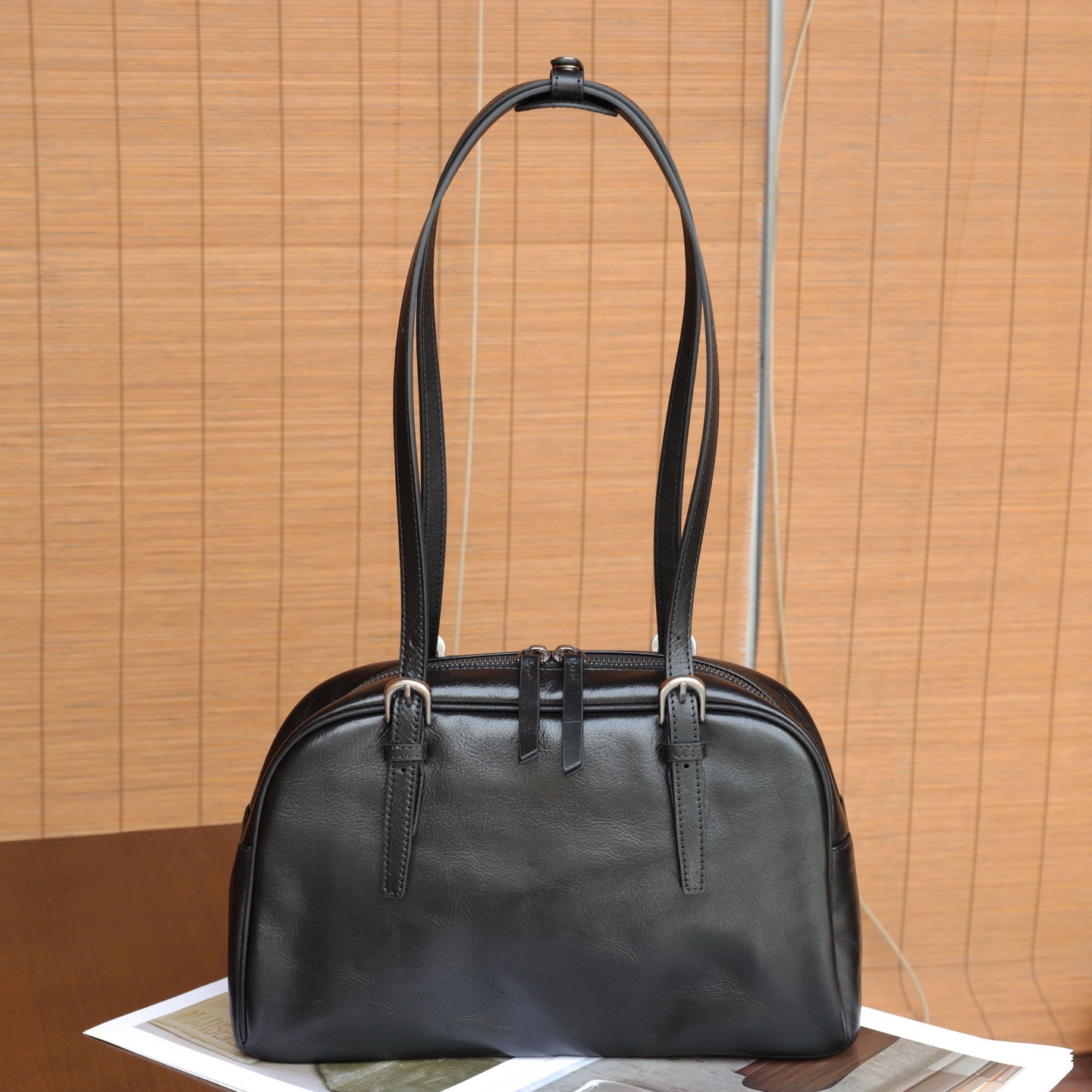 Premium Top-Grain Cowhide Leather Bowling Bag | Versatile Minimalist Commuter Handbag & Crossbody Bag for Women
