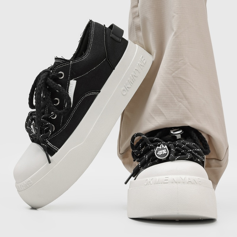 Men's Trendsetting Height-Increasing Canvas Skate Shoes | Casual Low-Top Sneakers