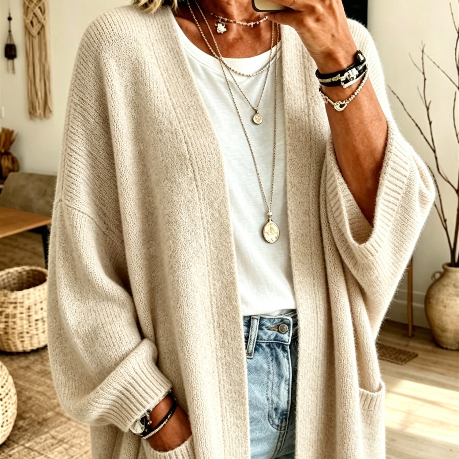 Chic Women's Long Sleeve Top - Elegant & Lightweight Polyester Blouse