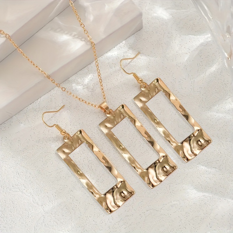 Elegant And Unique Brass Jewelry Set With Zircon Earrings And Necklace