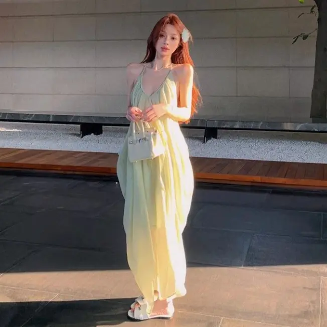 Women's Sexy Backless Halter Maxi Dress - Green Asymmetrical Knitted Sleeveless Long Dress
