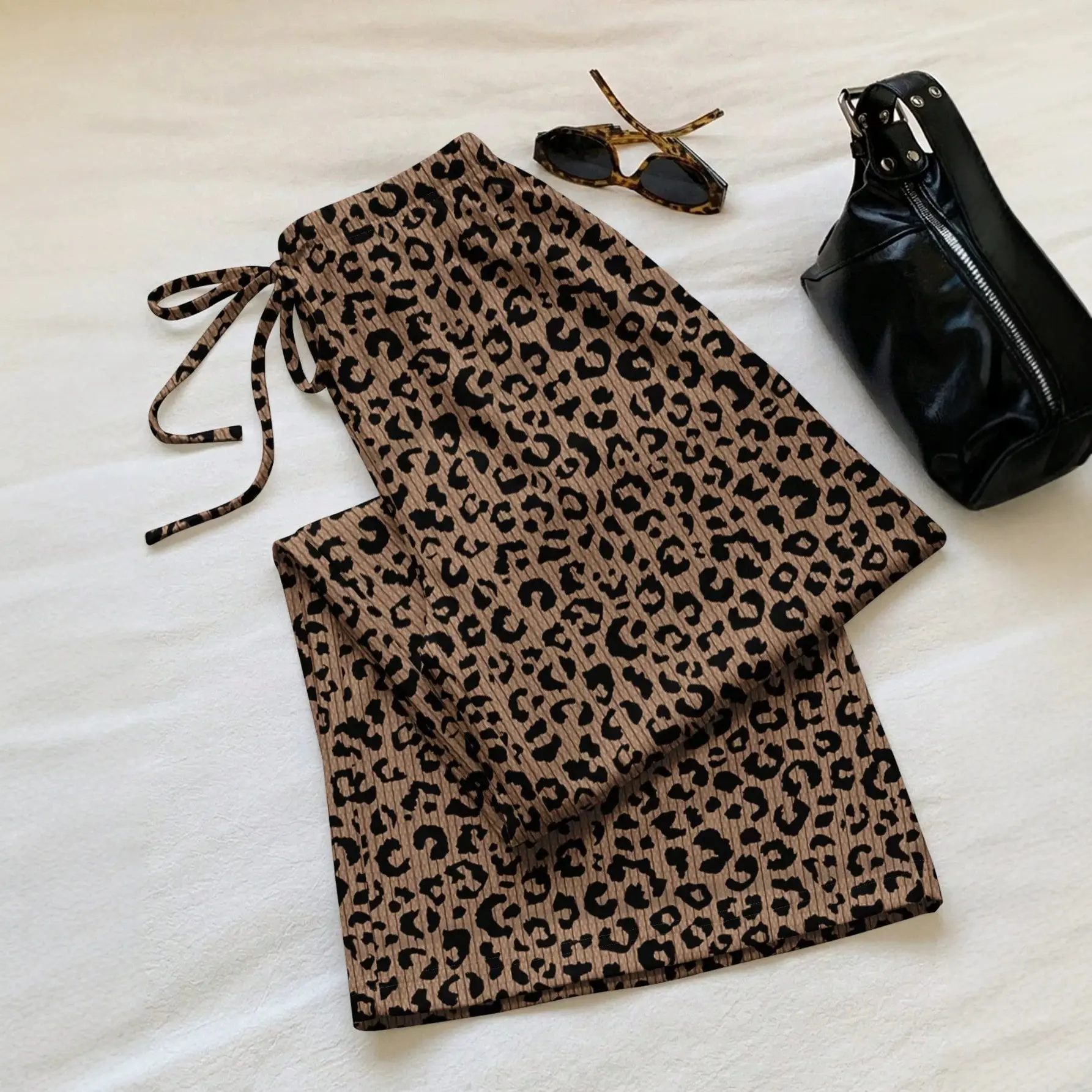 Women's Leopard Print Wide-Leg Trousers - High-Waist Casual Flowy Pants