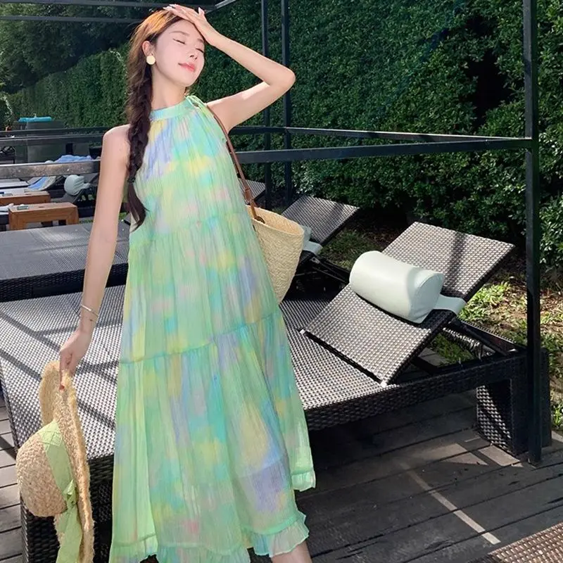 Elegant Green Ombre Halter-Neck Midi Dress | Sleeveless Relaxed-Fit One-Piece Sundress