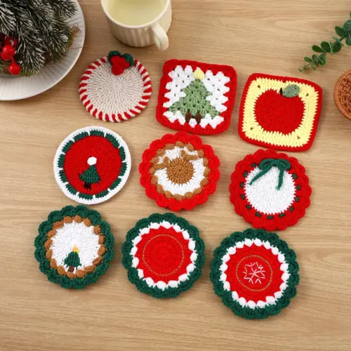 Retro Red and Green Crochet Christmas Coaster – Festive Wool Yarn Mug Mat & Holiday Table Decor