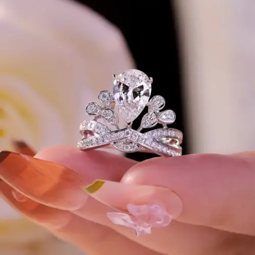 Luxury Asymmetric Pear & Crown Gemstone Ring – Colorful Simulated Diamond Cocktail Ring in 18K Gold Plating