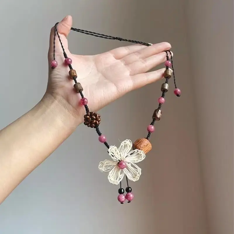 Elegant Floral & Butterfly Pearl Necklace for Women – Chinese-Style Resort Statement Jewelry