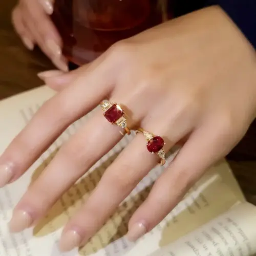 Vintage Princess Cut Gemstone Ring - 18K Gold Plated Statement Cocktail Ring for Women