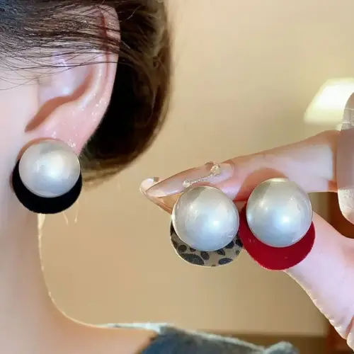 Vintage Burgundy Flocked Pearl Drop Earrings – Elegant Red Round Statement Jewelry for Women