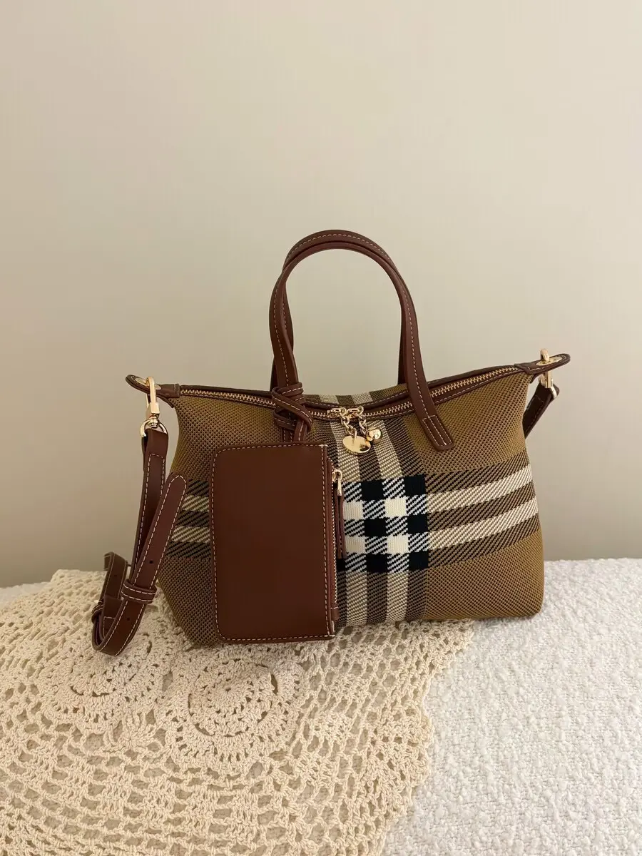 Urban Minimalist Shoulder Tote Bag – Casual Fabric Everyday Crossbody Purse
