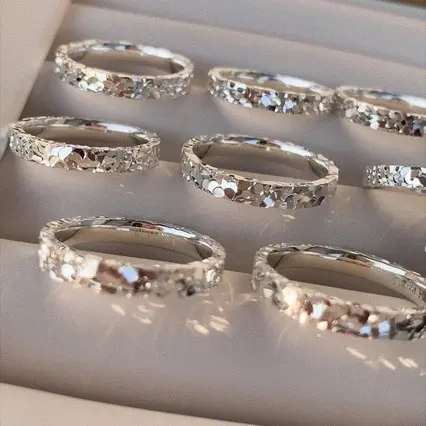 Luxury S925 Sterling Silver Three-Sided Halo Ring for Women – Dazzling Crushed Ice Oval Simulated Diamond Band