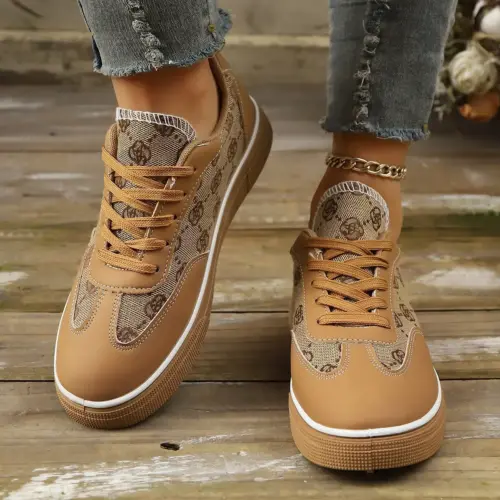 Casual Color-Block Platform Sneakers - Trendy Lace-Up Low-Top Walking Shoes