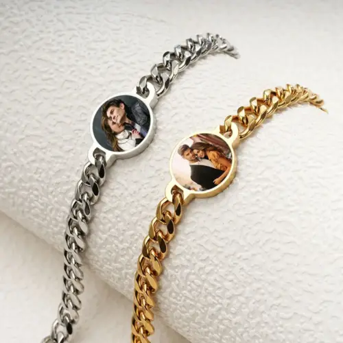Modern Geometric Circle Stainless Steel Bracelet – Minimalist Trend Bangle in Gold & Silver