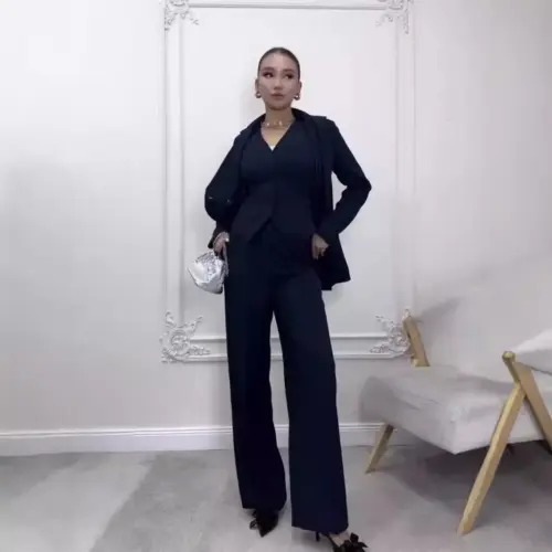 Chic Women's 3-Piece Suit Set – Tailored Blazer, Vest Waistcoat & Full-Length Trousers