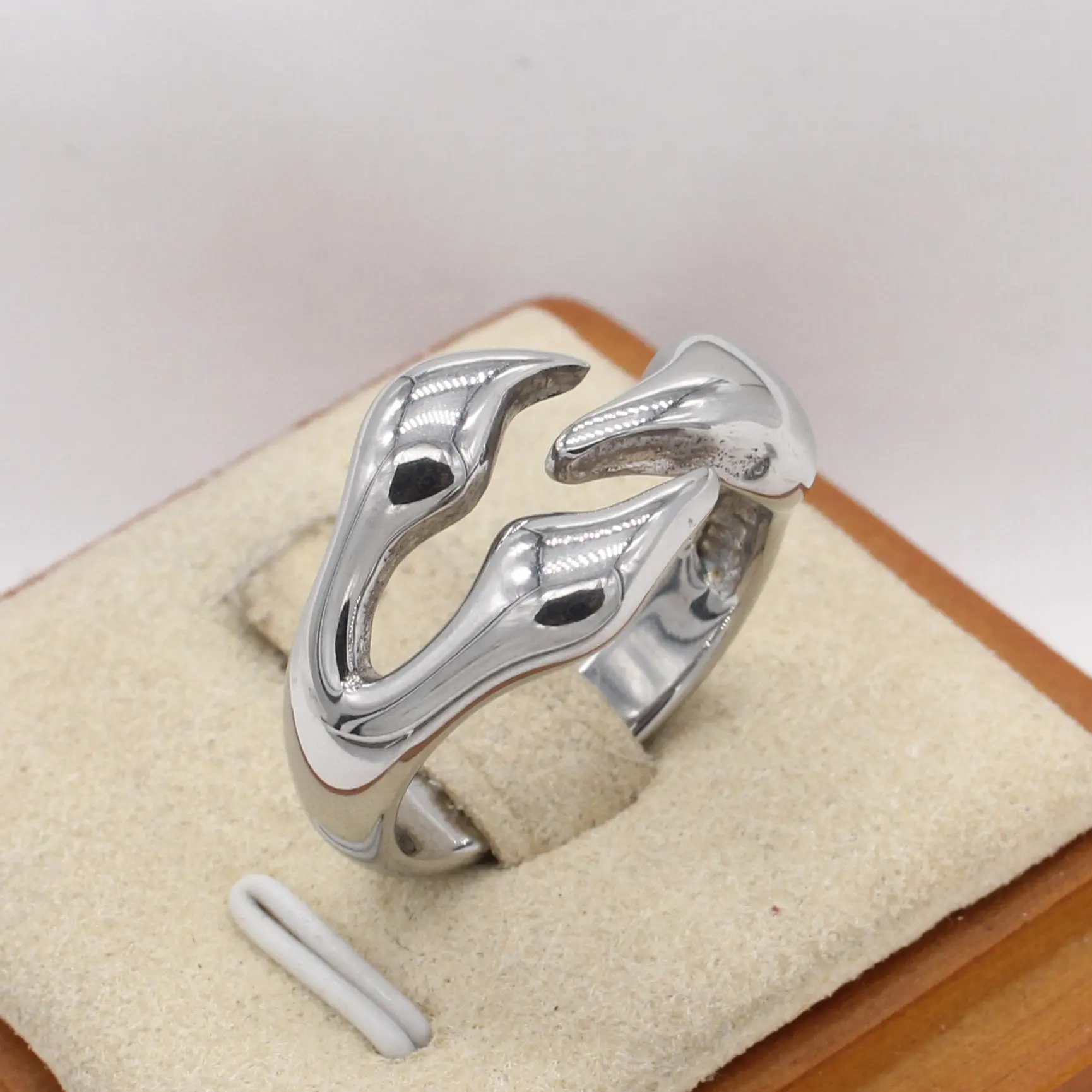 Vintage Animal Claw Titanium Steel Ring - Bold Unisex Gothic Statement Band