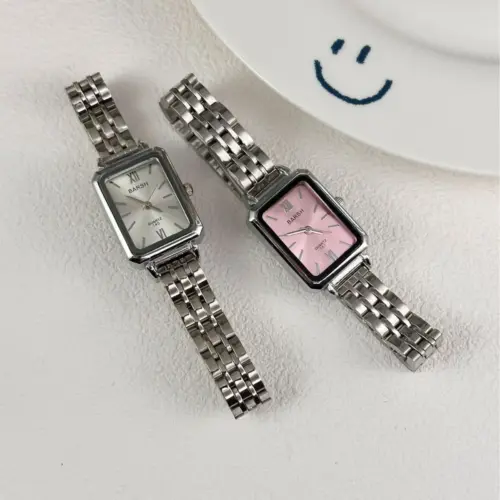 Elegant Women's Rectangular Quartz Watch – Minimalist Square Dial Wristwatch with Sleek Silver Strap