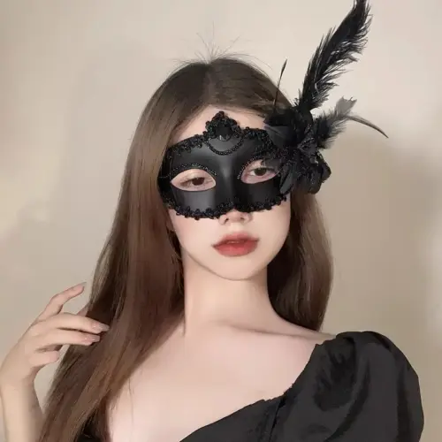 Elegant Feather Masquerade Mask – Acrylic Lace Costume Prop for Halloween & Parties