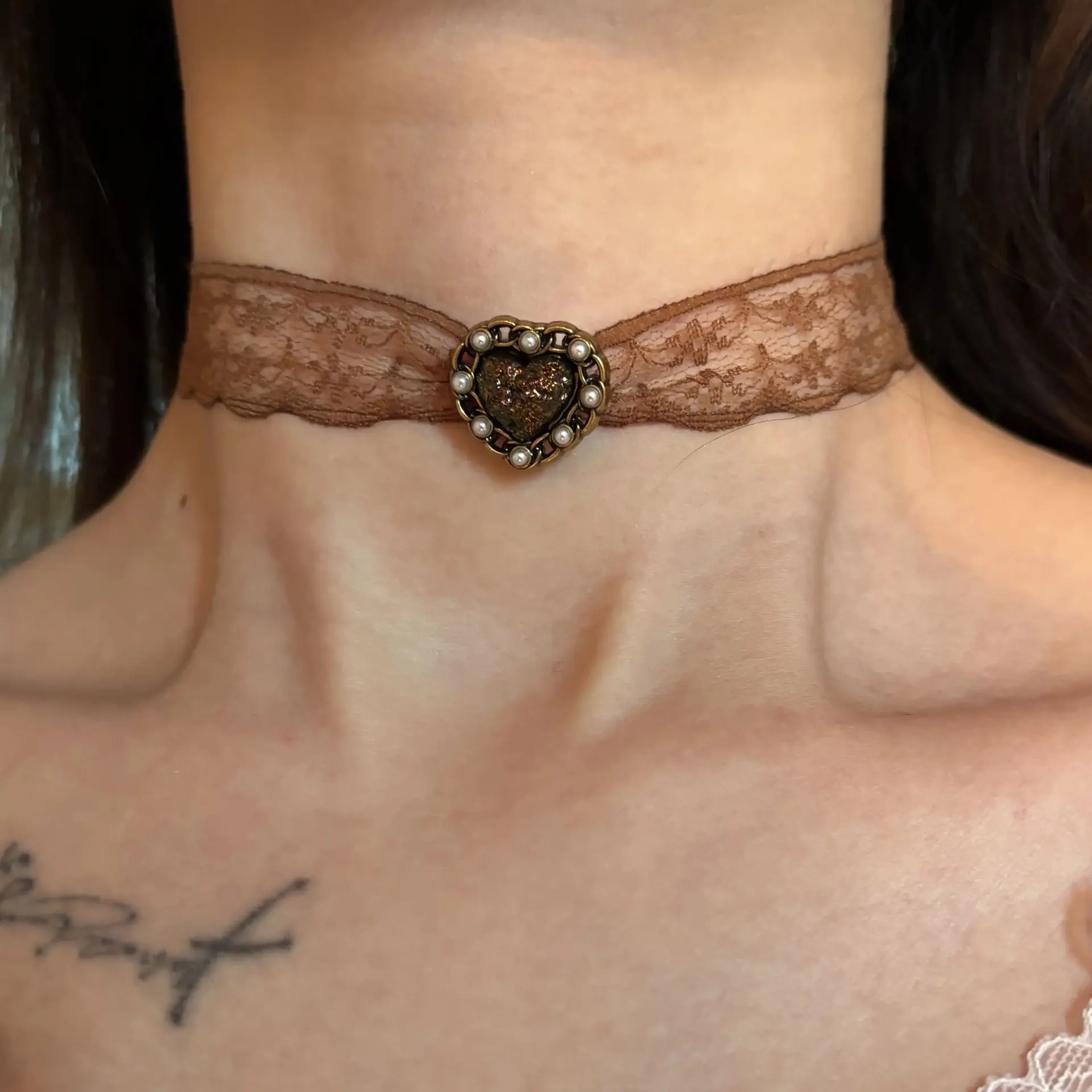 Women's Vintage Lace Choker Necklace with Heart Pendant - Elegant Brown Victorian Collar Jewelry