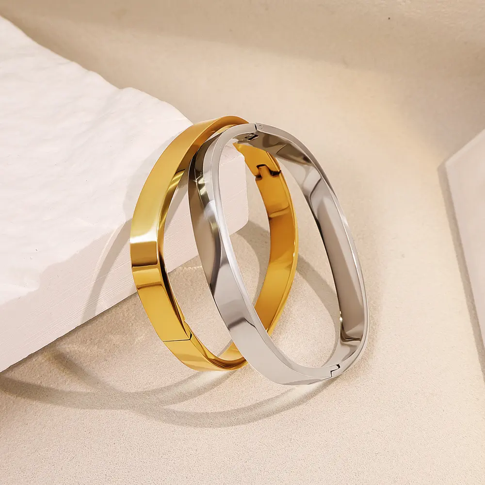 Minimalist Stainless Steel Plain Ring Bangle – Elegant Geometric Cuff Bracelet