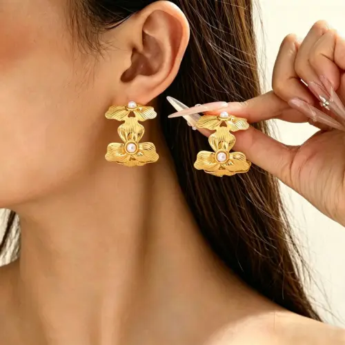Elegant Floral Pearl Stud Earrings - Niche Designer Flower Earrings for Women