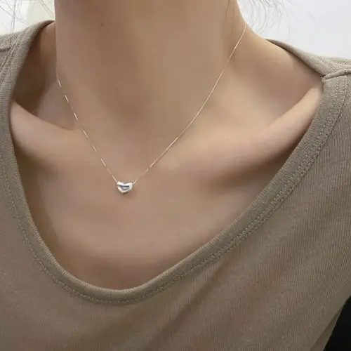 Dainty 925 Sterling Silver Puffy Heart Pendant Necklace – Minimalist 3D Love Heart Clavicle Chain for Women