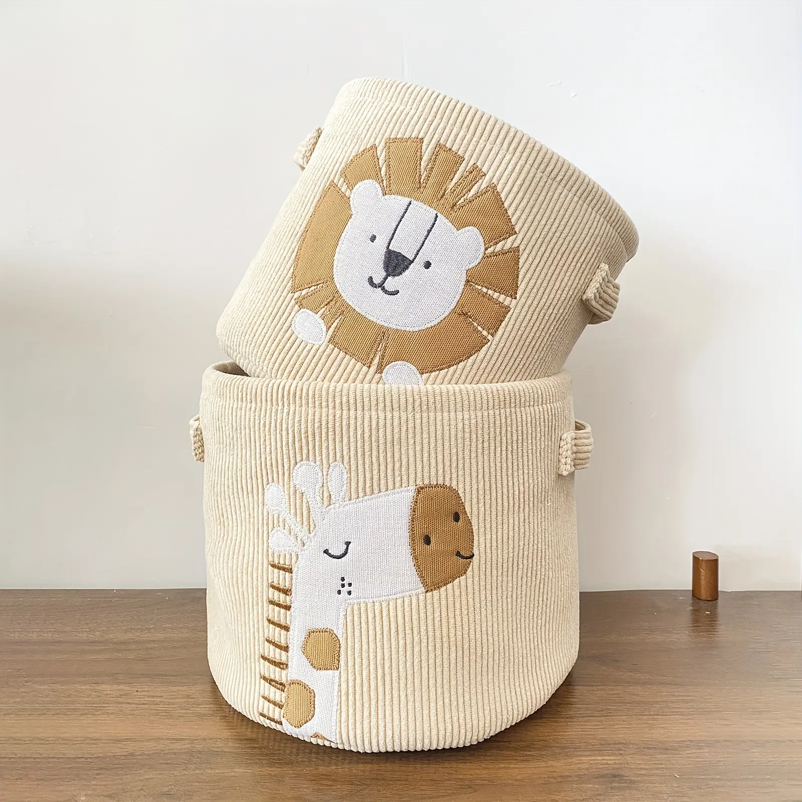 Cute Animal Woven Rope Storage Basket – Cartoon Lion & Giraffe Nursery Organizer for Toys, Clothes & Home Decor