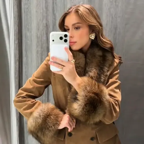 Women's Vintage Double-Breasted Faux Suede Jacket with Plush Faux Fur Collar